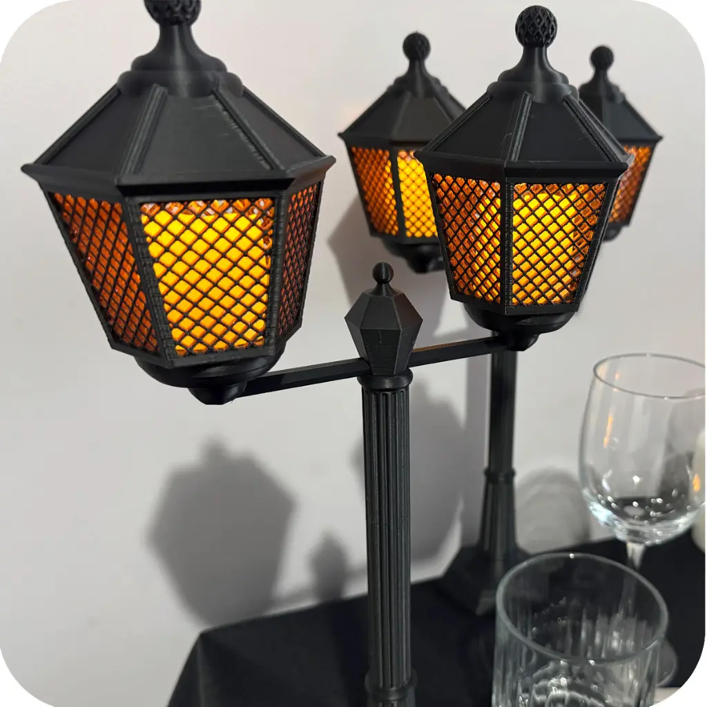 Victorian Streetlight Table Centrepieces 01.webp