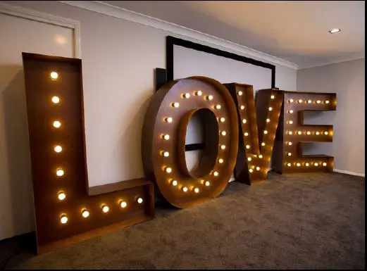 rust 1.5M LOVE.webp